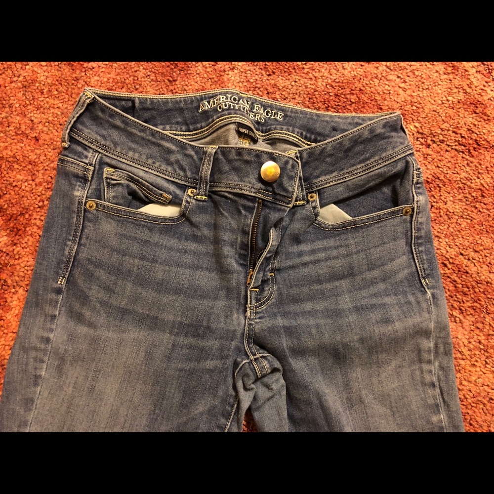 American Eagle size 8 Regular Kick Boot jeans